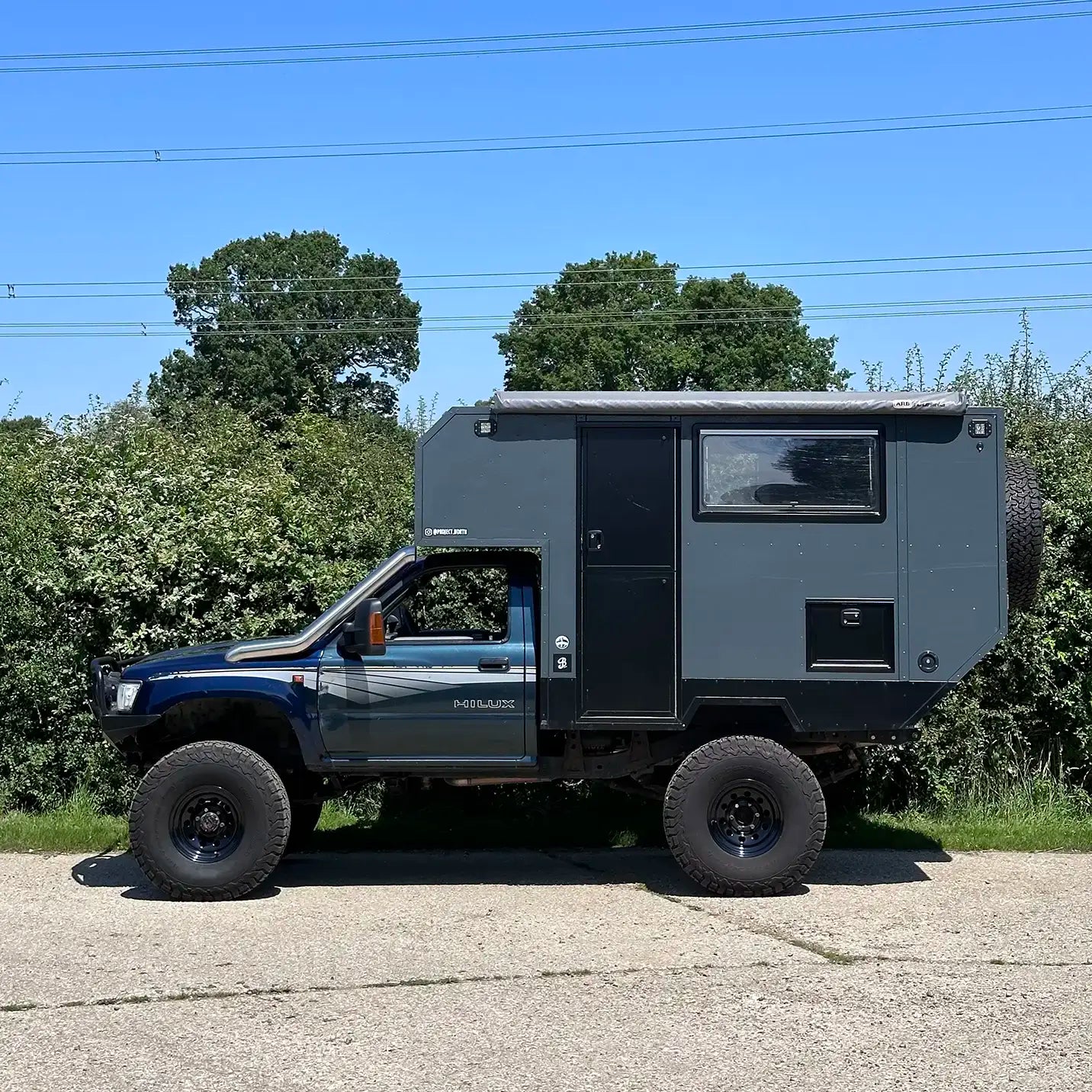 side view of toyota hilux mk3 with stainless steel snorkle kit