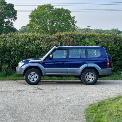 side view of Toyota Land Cruiser Colorado 90 Series Stainless Steel Snorkel Kit RoyalFab